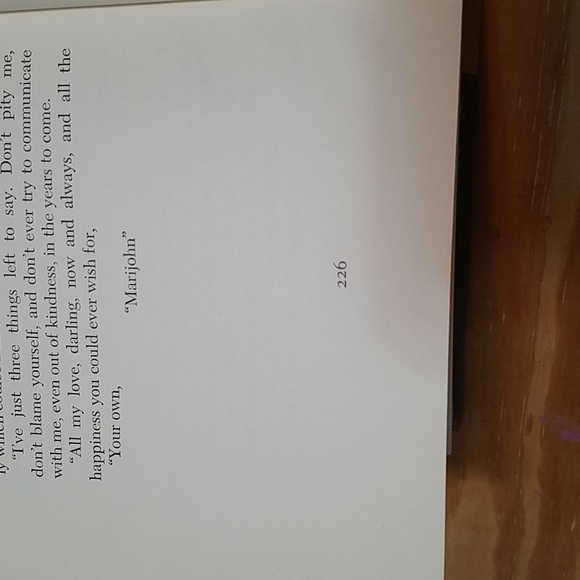 The Dark Shore vintage book by Susan Howatch - Picture 7 of 7